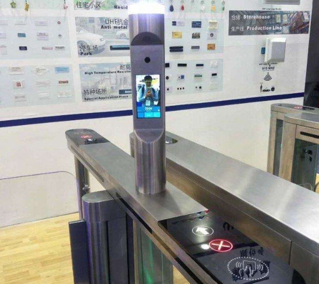 用戶(hù)體驗視角下小型微型設備 LED 顯示屏分辨率的重要性
